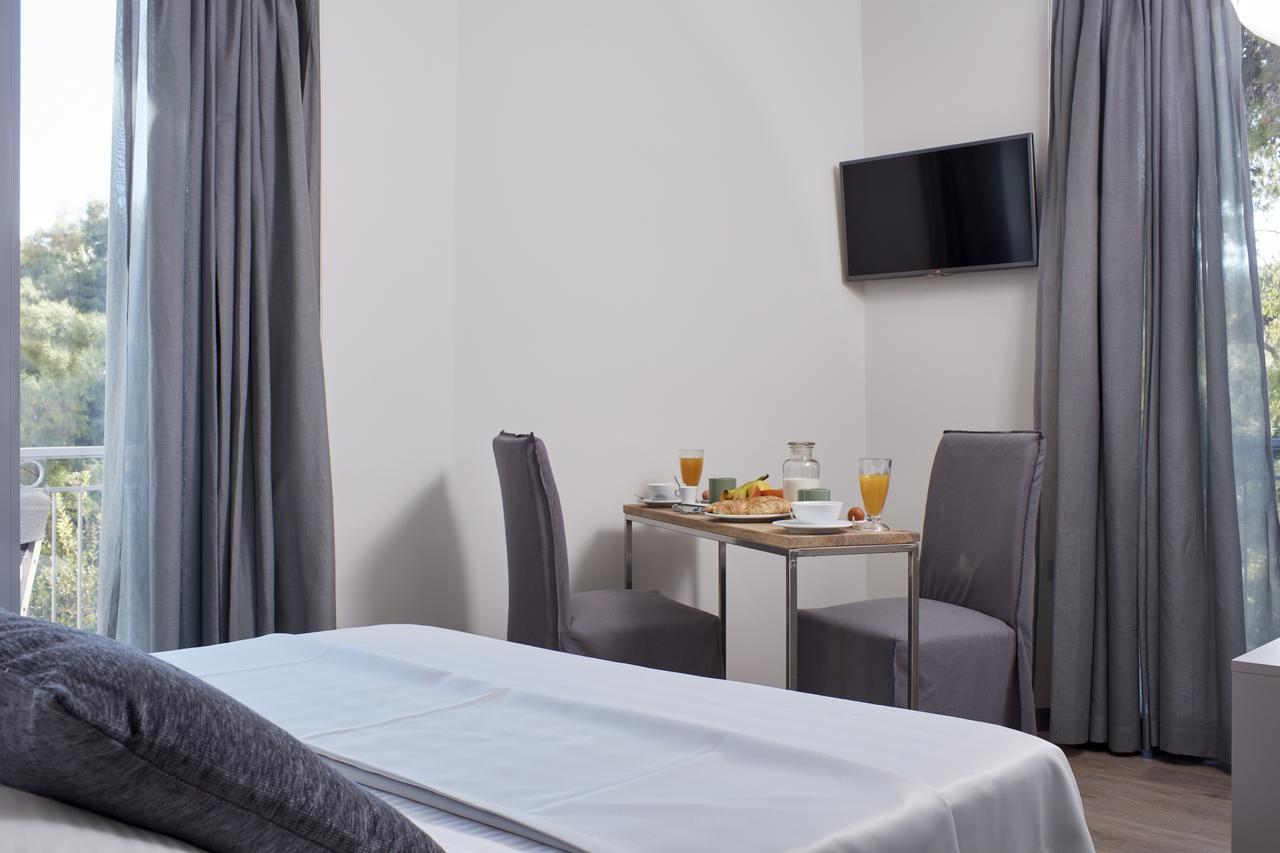 The Gardens Gallery Hotel Ксилокастрон Екстериор снимка